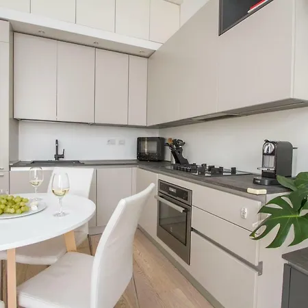 Daire Luxury And Spacious