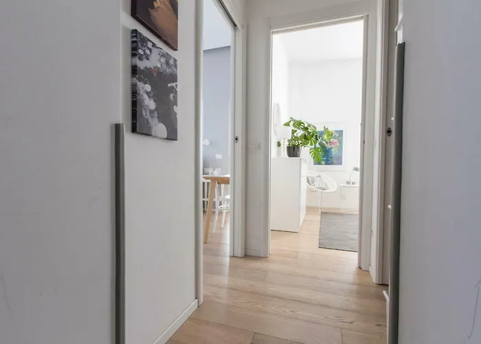 Apartament Easylife - - Bligny 29 P4 - Bocconi Mediolan