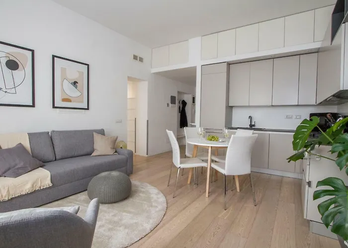 Easylife - - Bligny 29 P4 - Bocconi Mediolan