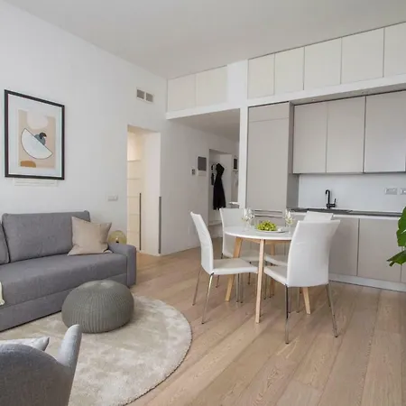 Luxury And Spacious Milan